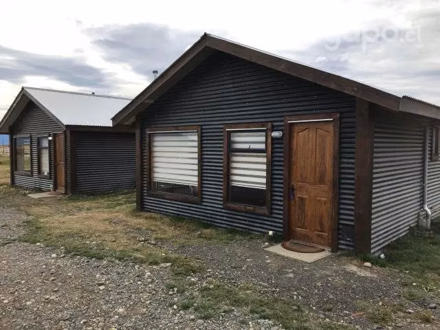 Terreno con 5 casas Pto natales