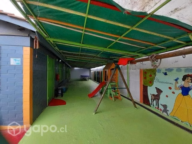 Casa apta para establecimiento educacional