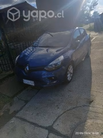 Vendo RENAULT CLIO 2019