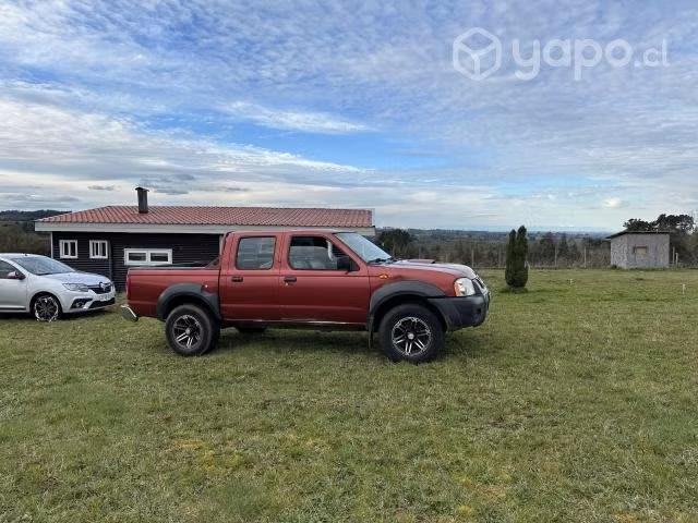 Nissan terrano 2011