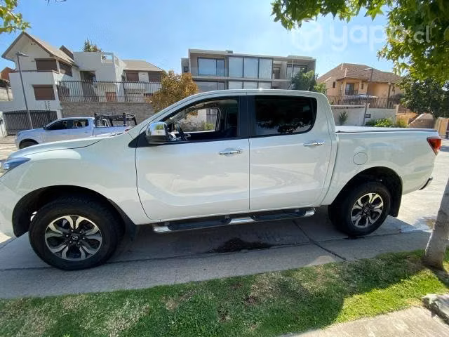 MAZDA BT50 2021 único dueño