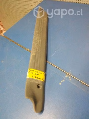 Cubre zocalo trasero izquierdo Ford Ranger Tailand
