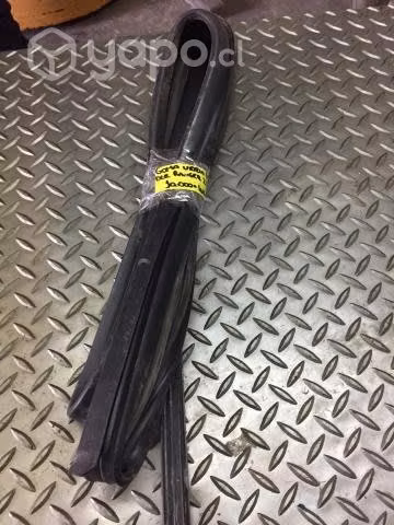 Goma vidrio puerta delantera derecha Ford Ranger T