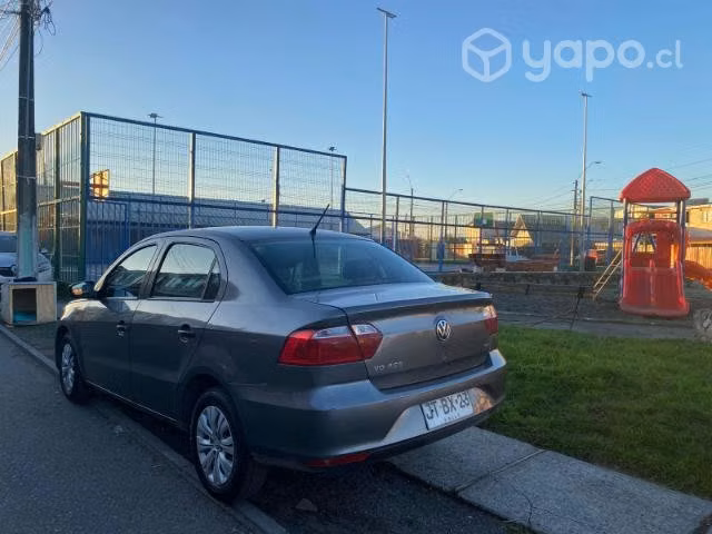 Volkswagen Voyage 1.6 año 2017