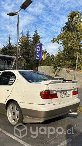 Nissan primera