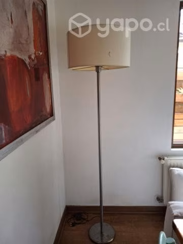 Lámpara de pie