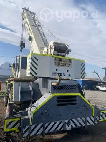 Grúa Terex RT670 año 2014 impecable estado