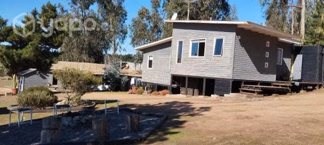 Casa con amplio terreno