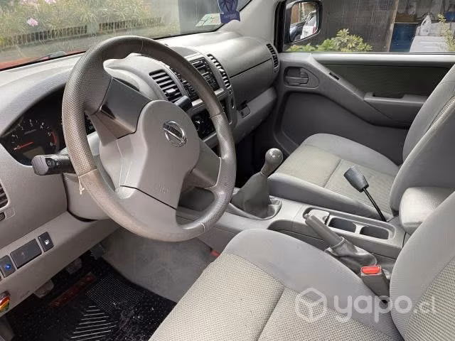 Nissan navara 2014 4x4 diesel
