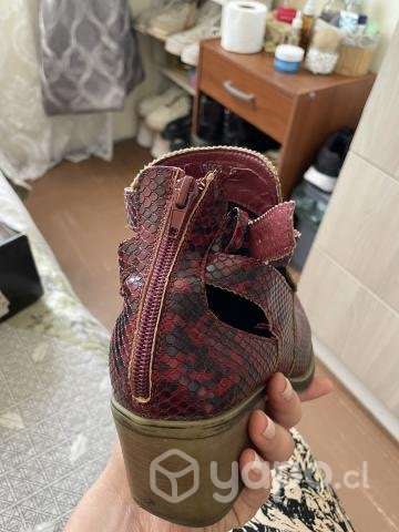 Bellos botines jaspeados - Imagen 2
