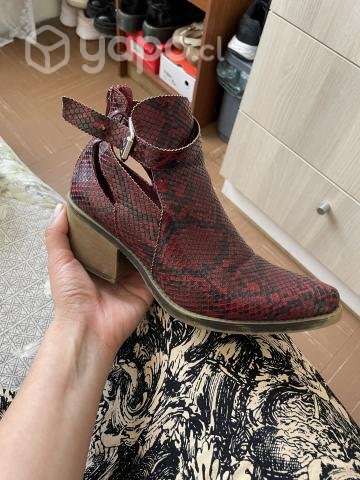 Bellos botines jaspeados - Imagen 3