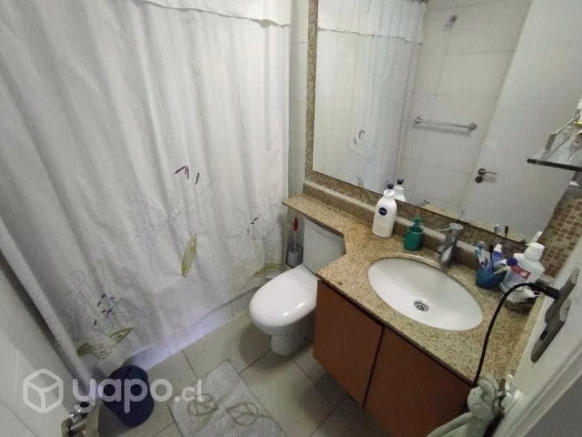 Arriendo dpto en Macul. Cerca de avenida