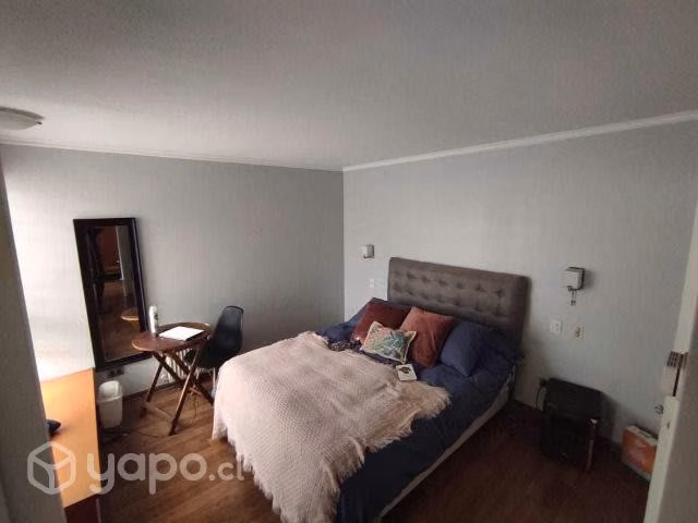 Arriendo dpto en Macul. Cerca de avenida