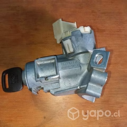 Chapa de contacto Toyota Hilux 2010 2.5 original