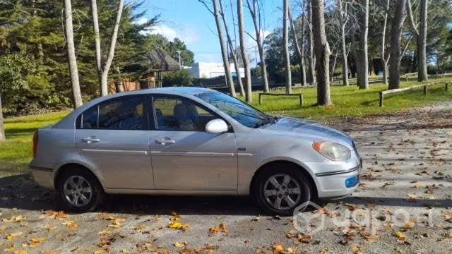Hyundai accent 2006