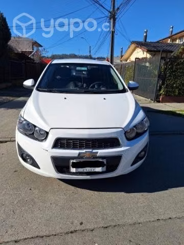 Chevrolet Sonic II full 1.6 2014