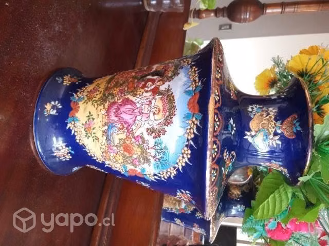 Jarron fina porcelana marca limose estilo unico