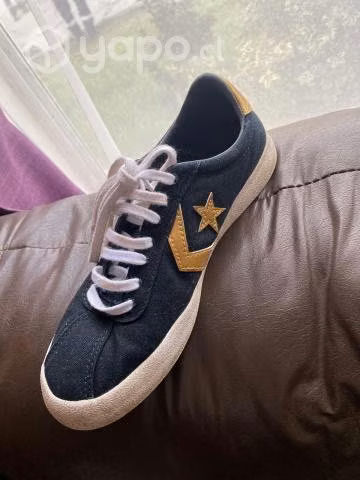 Zapatilla Converse Talla 38.5 - Imagen 2