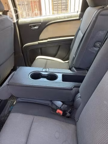 Vendo Camioneta Dodge Journey 2.4 2009 - Imagen 4