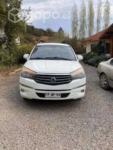 Ssangyong stavic 2014