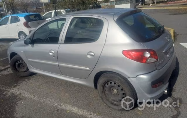 Peugeot 207 2011