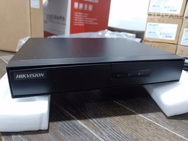 Kit HIKVISION 8 cámaras de seguridad nuevas