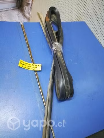 Goma vidrio puerta delantera izq Ford Ranger 2.5