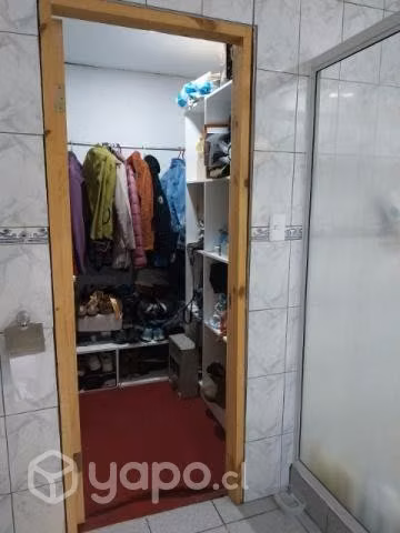 Se vende casa con locales comerciales