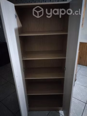 Escritorio, mueble cocina y una mesa - Imagen 5