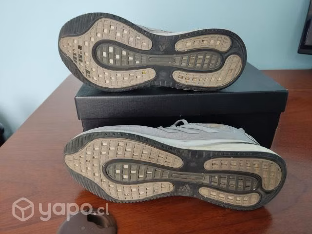 Zapatillas running Adidas talla 40