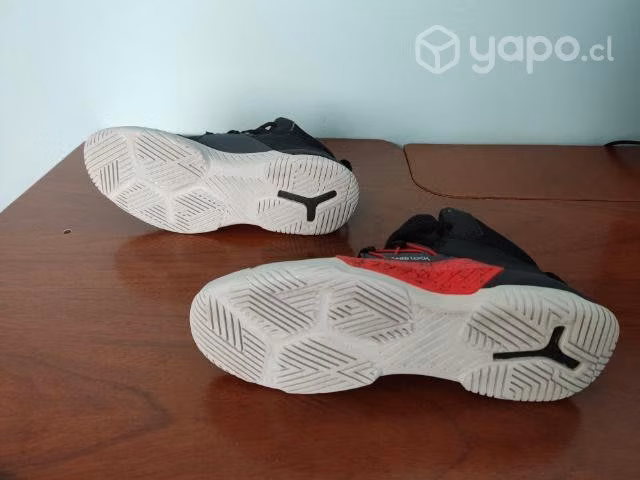 Zapatillas básquetbol talla 42