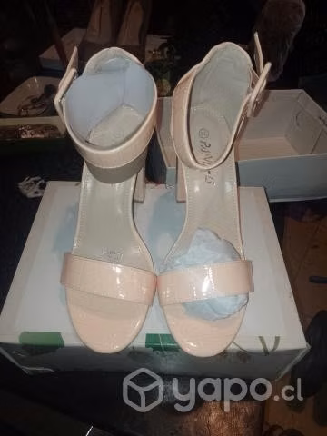 Se venden zapatos con tacones mujer - Imagen 5
