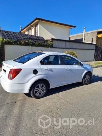 Chevrolet Sonic II 1.6 full 2014