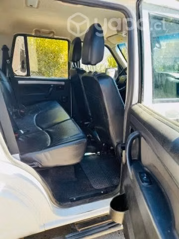 Camioneta Pik Up 2.2