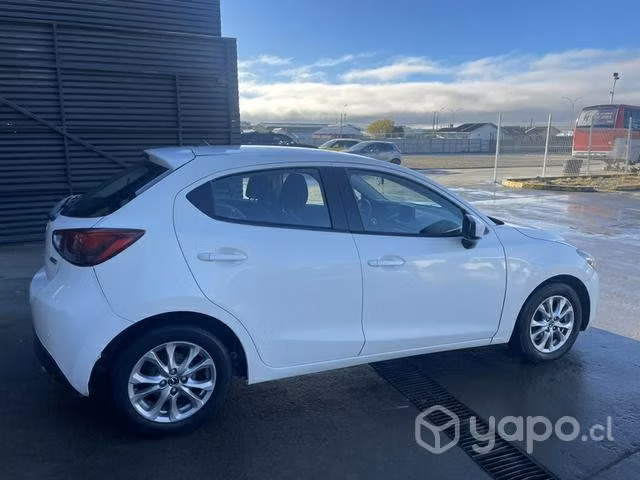 Mazda 2 sport 2016 de agencia y liberado