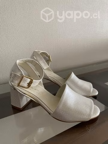 Zapatos de novia o gala