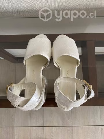 Zapatos de novia o gala