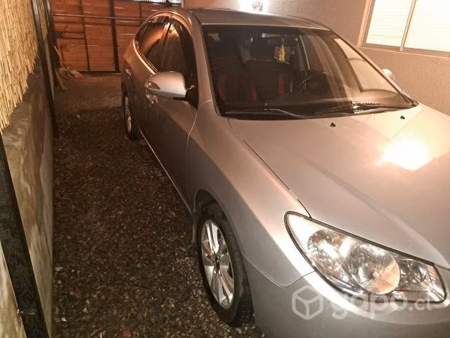 Vendo hyundai elantra full equipo - Imagen 7