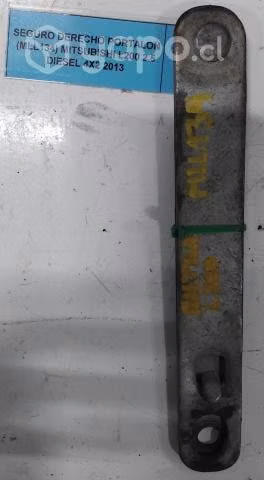 Seguro Derecho Portalon (MLL134) Mitsubishi L200 2