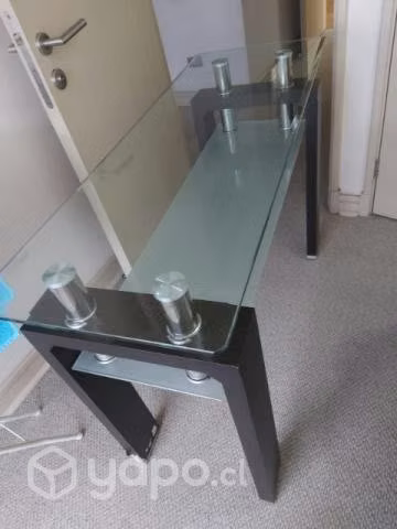 Vendo mesa de arrimo + lámpara por 40.000