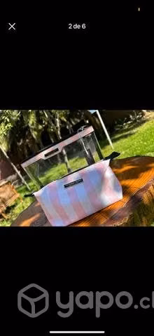 Cosmetiquero VS