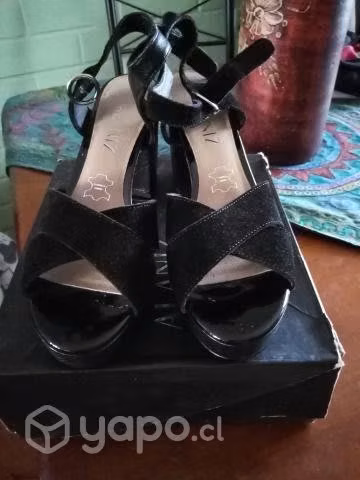 Chalas nuevas sin uso número 40
