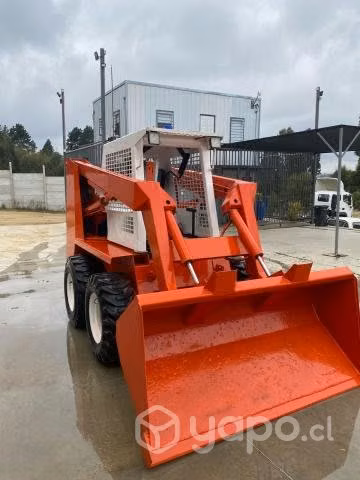 Minicargador Gehl USA SL 6620