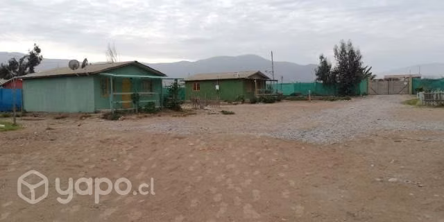 Venta de terreno con cabañas