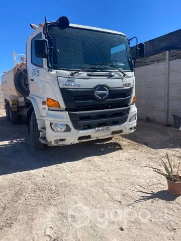 Camion hino
