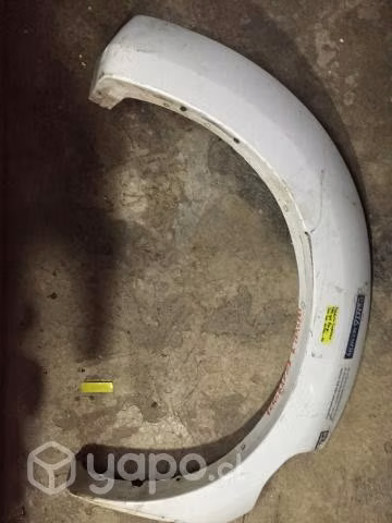 Moldura rueda trasera derecha Ford Ranger 2.5