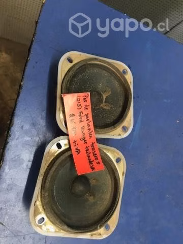Parlantes par Ford Ranger 2.5 Diesel 2007-2012