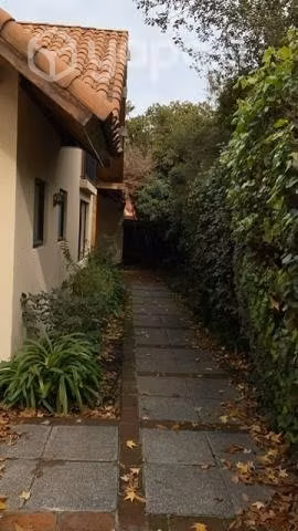 Excelente casa cerca del portal de la Dehesa