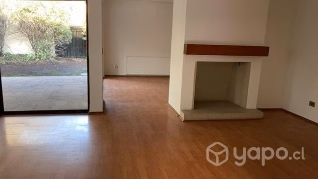 Excelente casa cerca del portal de la Dehesa