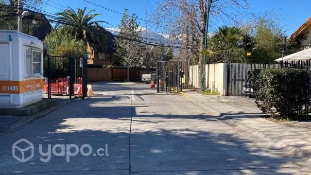 Excelente casa cerca del portal de la Dehesa